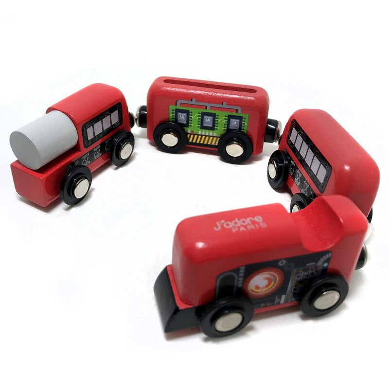 4pcs Wooden train magnetic link can be connected to wooden train set track toy