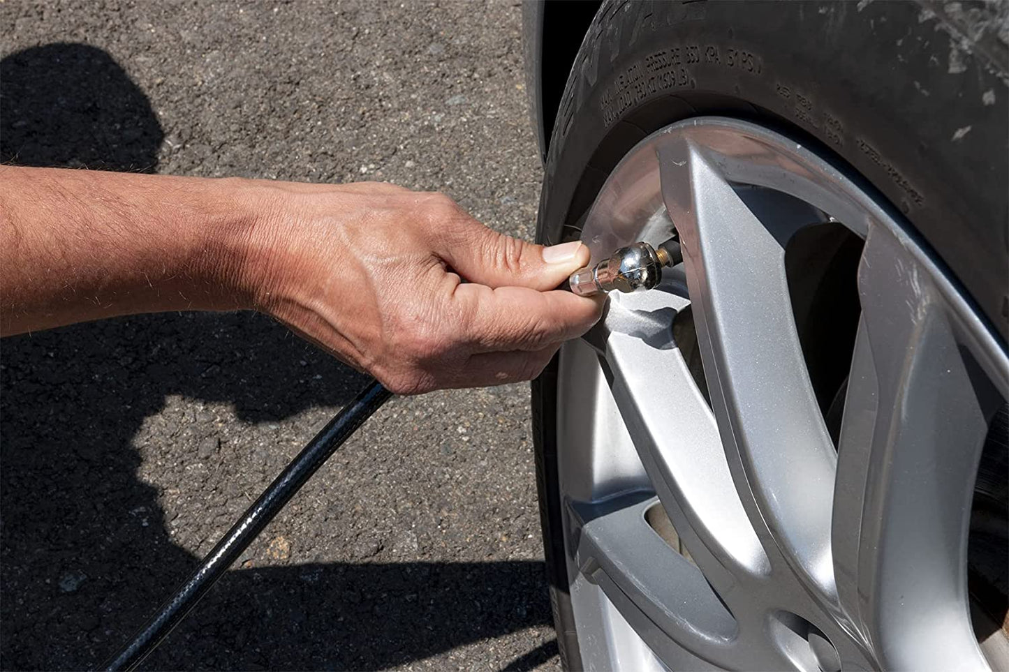 Horizontal Portable Air Tank with Tire Air Chuck