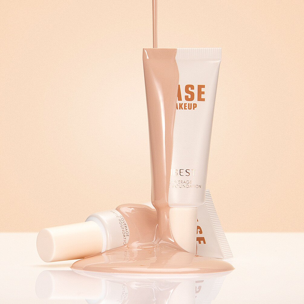 Lightweight Moisturizing Liquid Foundation